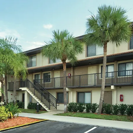 Club Wyndham Orlando International-2