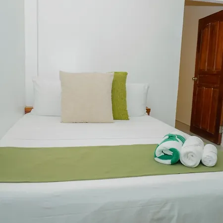 Royal Suites - Port Barton-2