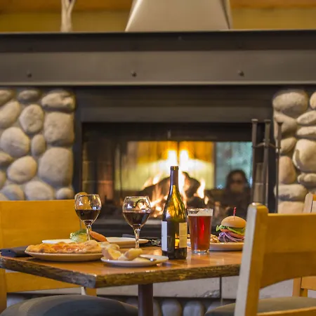 Holland America Denali Lodge-2