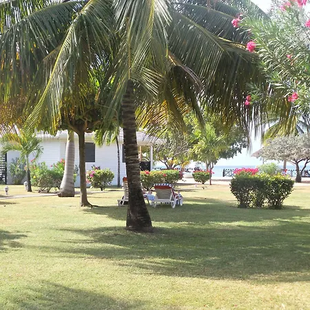 Coyaba Beach Resort-2
