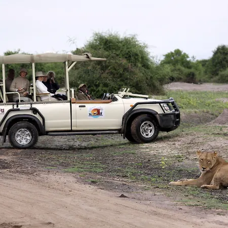Cresta Mowana Safari Resort & Spa-3