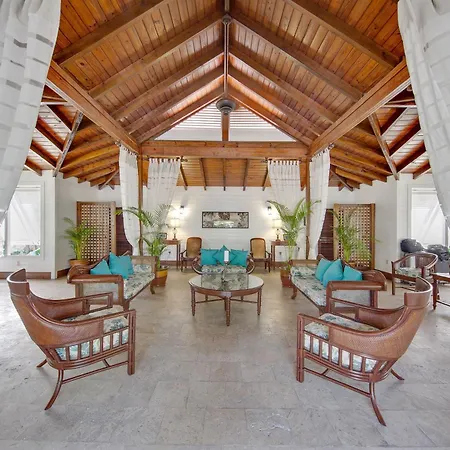 Pineapple Beach Club (Adults Only)-2