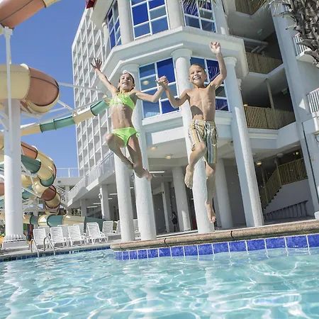Crown Reef Beach Resort And Waterpark-3