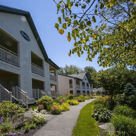 Spruce Point Inn Resort And Spa-3