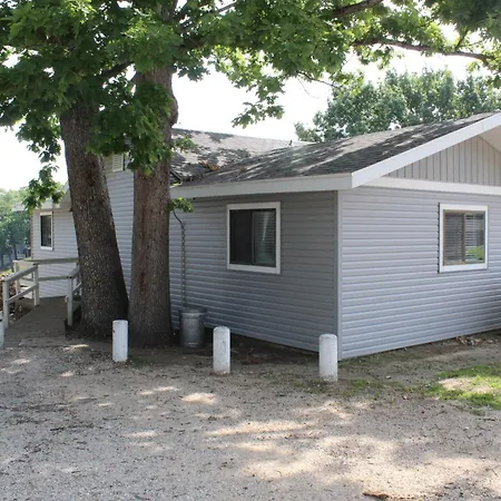 Rock Harbor Resort And Motel-3