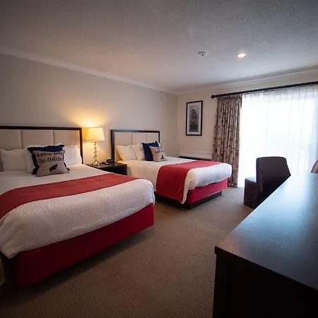 Oak Island Resort & Conference Centre-2