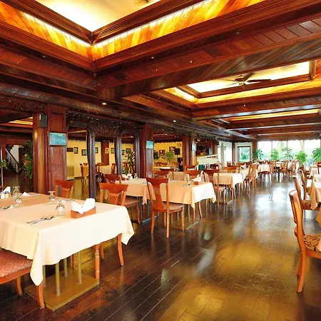 Airai Water Paradise Hotel & Spa-2