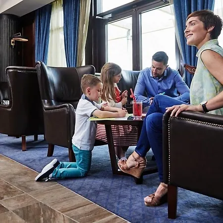 Fota Island Hotel And Spa-3