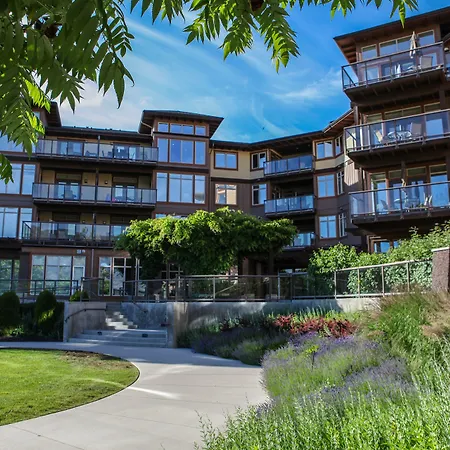 The Cove Lakeside Resort-3