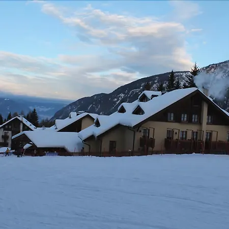 Nevesole Folgarida Resort Aparthotel-2