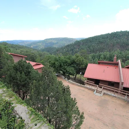 Crown Point Resort-2