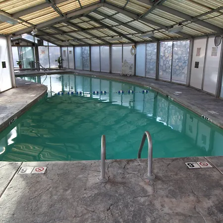 Crown Point Resort-3