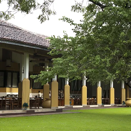 Amaya Lake Dambulla-2
