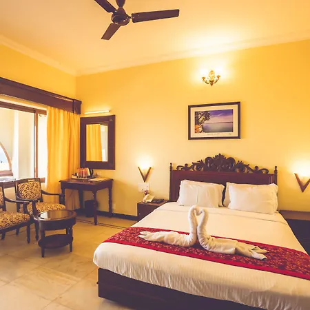 Paradise Isle Beach Resort-2