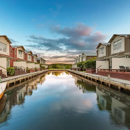 Ramada Resort By Wyndham Rotorua Marama-3