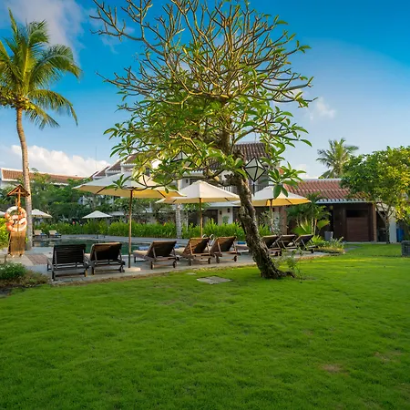 Hoi An Coco River Resort & Spa-3