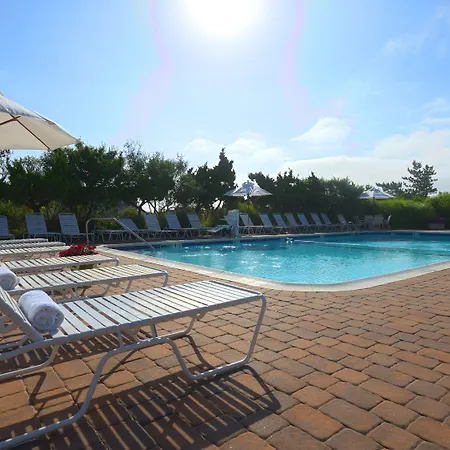 Windward Shores-2