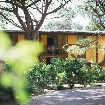 Canado Club Family Village-2