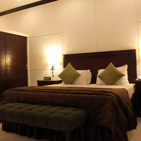 Dreamworld Resort, Hotel & Golf Course-2