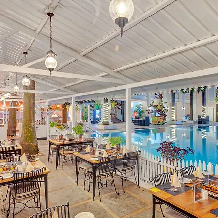 Club Mahindra Emerald Palms, Goa-2