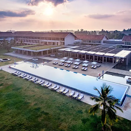 Amaya Beach Passikudah-2