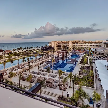 Royalton Riviera Cancun, An Autograph Collection All-Inclusive Resort & Casino (Adults Only)-3