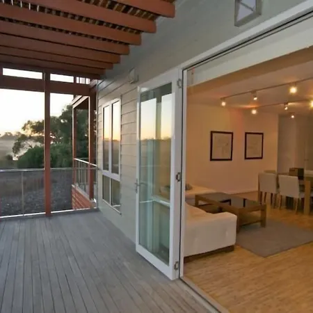 Broadbeach Inverloch-2