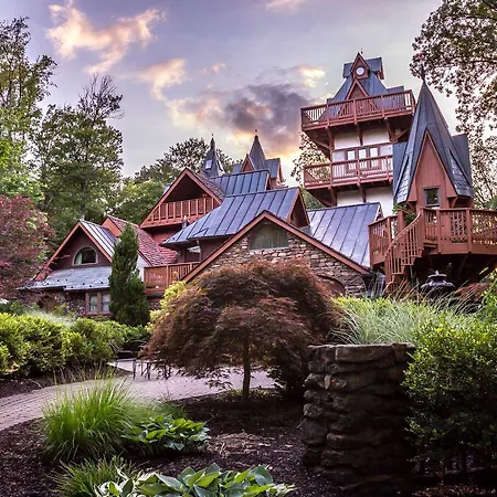 Landoll'S Mohican Castle-2