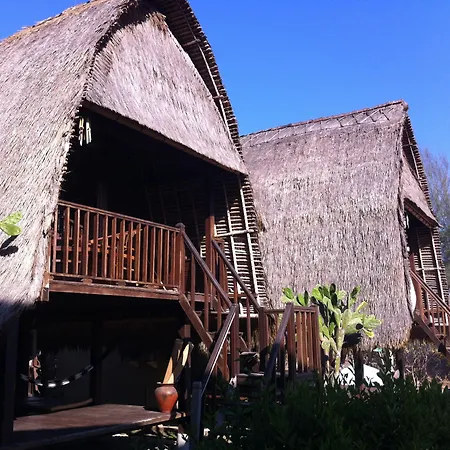 Dream Beach Huts-2