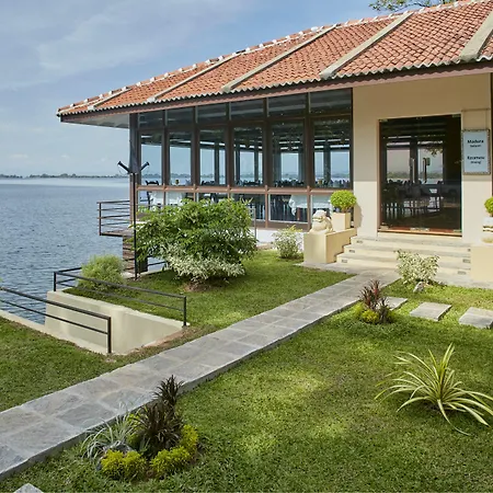 Ekho Lake House - From Colonial Bungalow To Royal Retreat-3