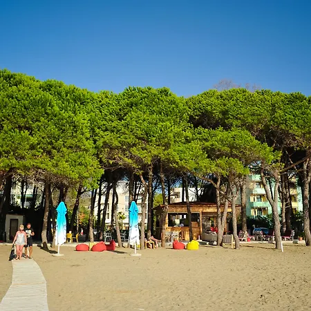 Sandy Beach Resort-2