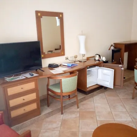 The Kairaba Beach Hotel-3