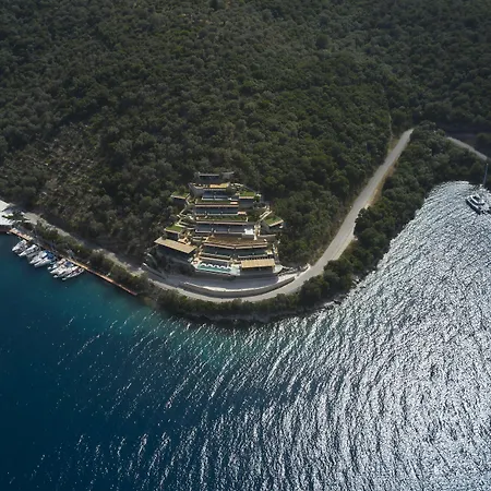 Azur Retreat-3