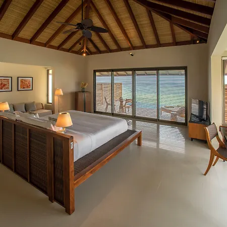 The Residence Maldives At Dhigurah-2