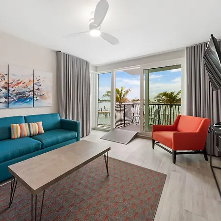 Fusion Resort Waterfront Suites-2