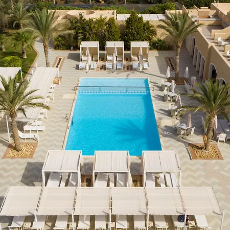 Jaz Neo Almazino, Almaza Bay-3