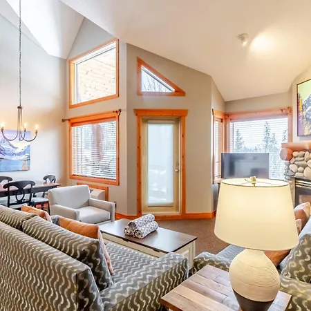 Lizard Creek Lodge-3