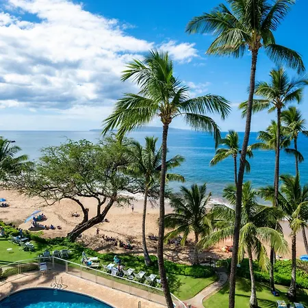 The Hale Pau Hana-3