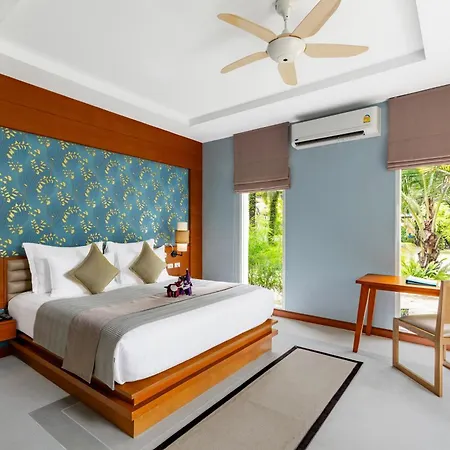 Apsara Beachfront Resort & Villa-3