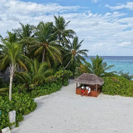 Makunudu Island- An Intimate Hideaway-2