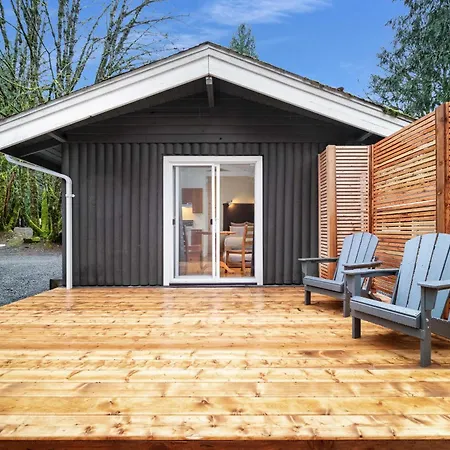 Sunwolf Riverside Cabins-3