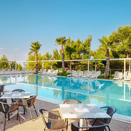 Gava Waterman Milna Resort-2