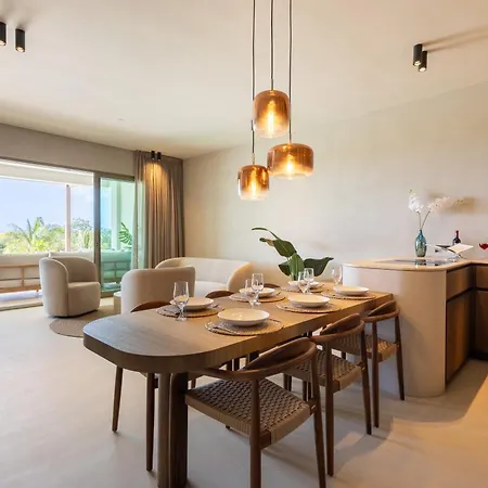 The Reef - Blue Bay Golf & Beach Resort-2