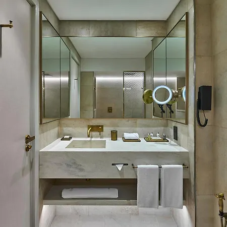 Erth Abu Dhabi Hotel-2