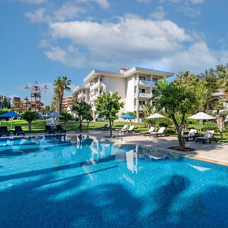 Utopia Resort & Residence-3