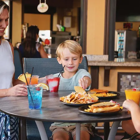 Floridays Orlando Two & Three Bed Rooms Condo Resort-3
