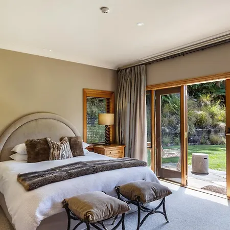 Treetops Lodge & Estate-2