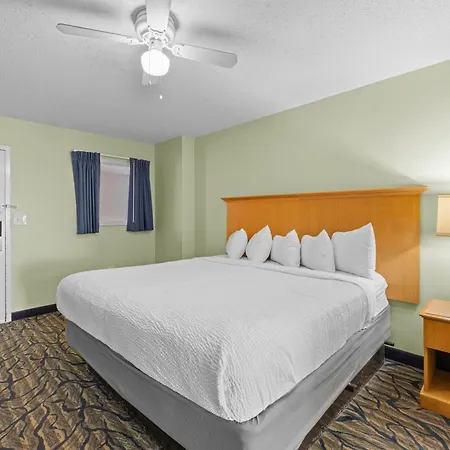 Paradise Resort-2