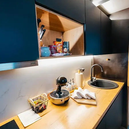 Luxury Glamping Chocolate Village-2