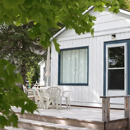 Beachside On Lake Muskoka-2
